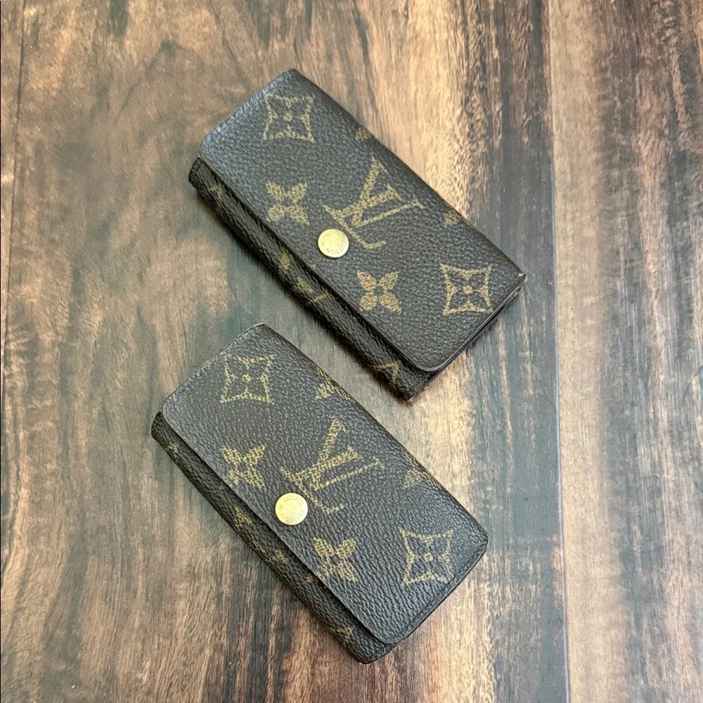 Louis Vuitton 4 key case (bundle) - Picture 1 of 8